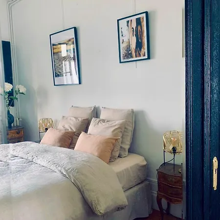Apartamento Front De Mer Magnifique 2 *